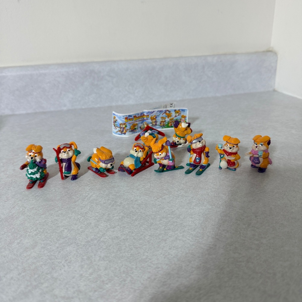 Vintage Kinder Surprise Ferrero The Eco Bunnies Set of 10 Winter Sport Figurines